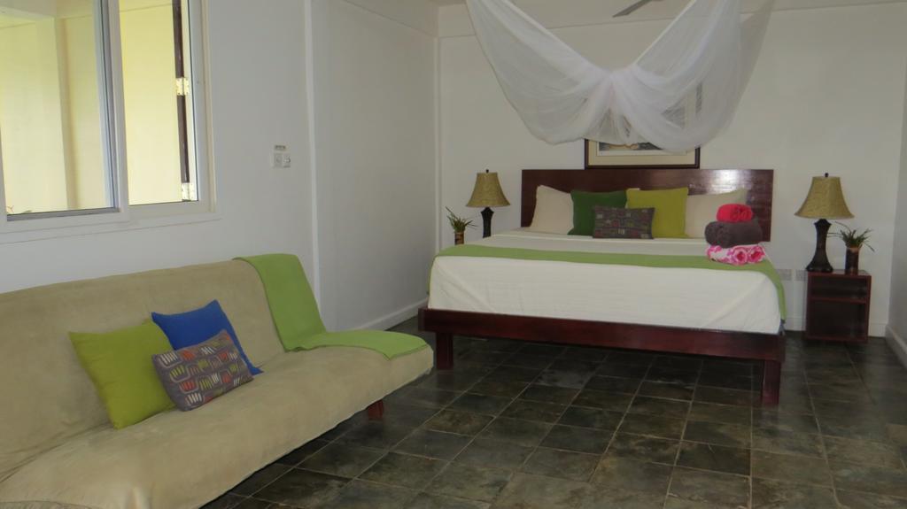Calibishie Cove Hotell Eksteriør bilde